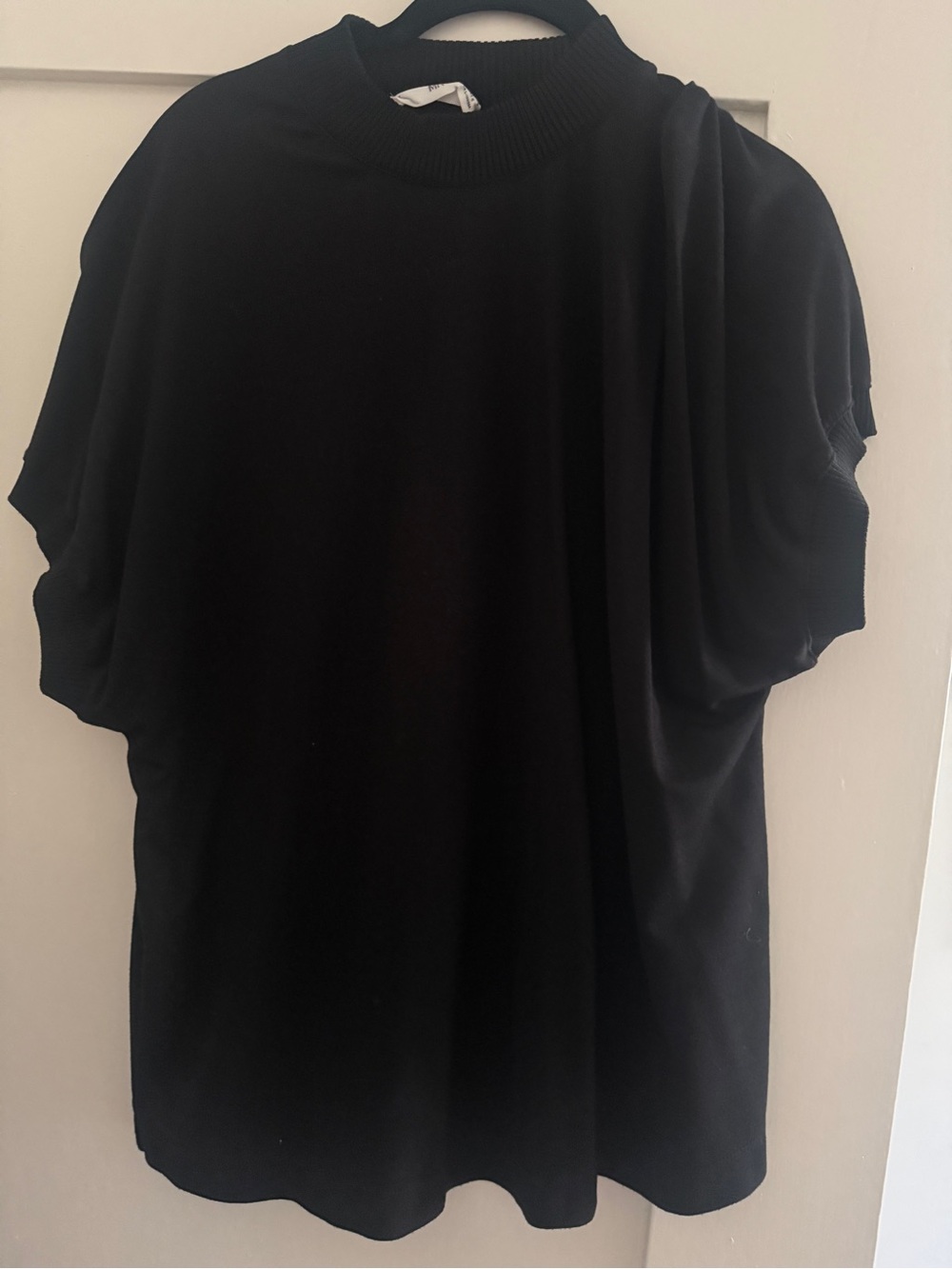 Black mock neck blouse : t shirt